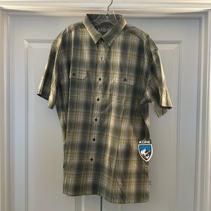 Kuhl short sleeve plaid button up shirt. Men's XL